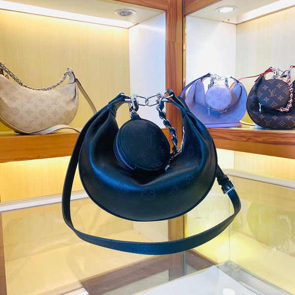 ルイヴィトンバッグ正面デザイン